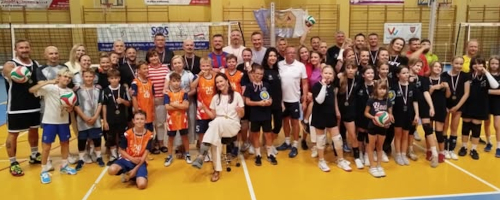 Pierwszy Rodzinny Turniej